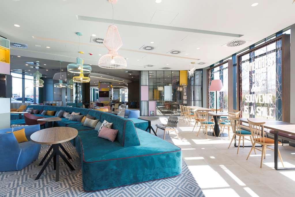 Hotel Hampton By Hilton Krakow Airport Balice Interior foto